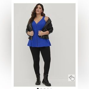 PEPLUM CREPE ZIP-FRONT TOP